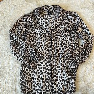 Club Monaco leopard pajama style blouse size XS